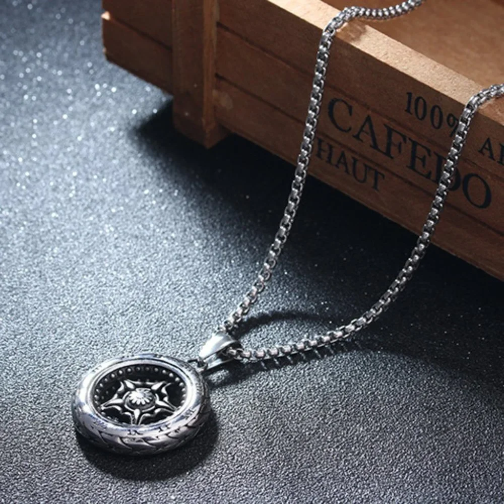 ❤️Tire pendant Roman style numerals pendant necklace for women/men, N90201P177